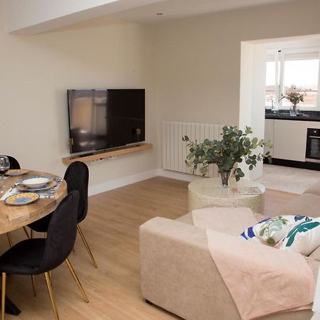 סלאמנקה Lujoso Apartamento En El Centro By Bebalmy מראה חיצוני תמונה